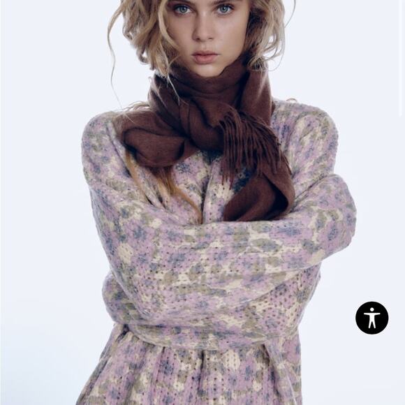 ZARA WOMEN's FLORAL Long Knit Sweater Size Medium White Lila Nwt crew neck - Picture 2 of 13